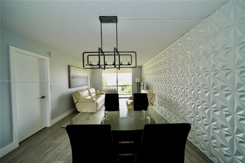 apt-305-2541 Aragon Blvd, Sunrise, FL, 33322-3113 | Card Image