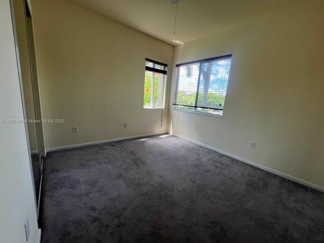 APT-211 - 3500 Oaks Clubhouse Dr, Condo with 3 bedrooms, 2 bathrooms and null parking in Pompano Beach FL | Image 22