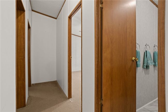 401 Walnut Crest Ct, House other with 4 bedrooms, 2 bathrooms and null parking in Fountain Inn SC | Image 18