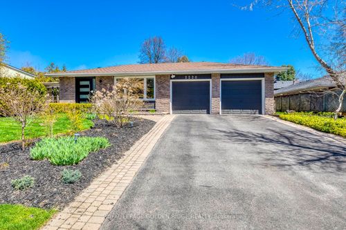 2220 Elmhurst Ave, Oakville, ON, L6J5G7 | Card Image