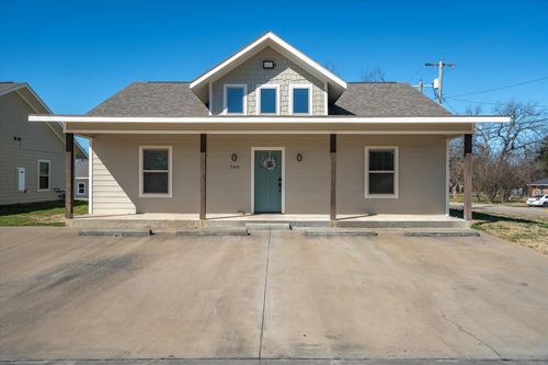 703 Maple St, Commerce, TX, 75428-3536 | Card Image