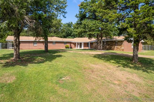 39827 Morris Creek Road, Howe, OK, 74940 | Card Image