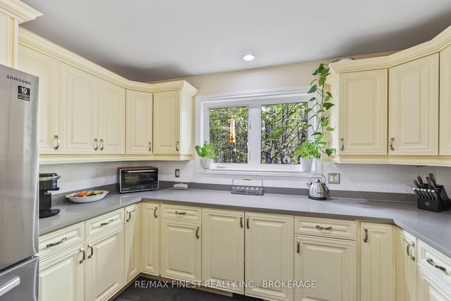 5885 Davey Dr, House other with 4 bedrooms, 4 bathrooms and 10 parking in Verona ON | Image 27