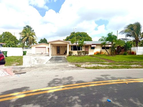 6971 Sw 1st Ct, Pembroke Pines, FL, 33023-1103 | Card Image