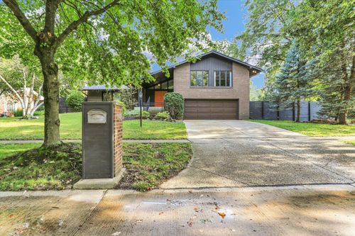 1103 Harrington Dr, Champaign, IL, 61821-6517 | Card Image
