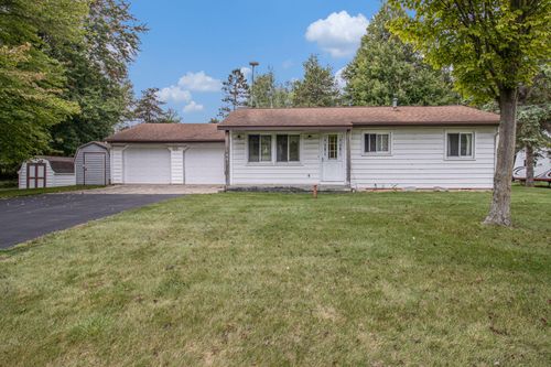 104 Bliss Ct, Sheridan, MI, 48884-9219 | Card Image
