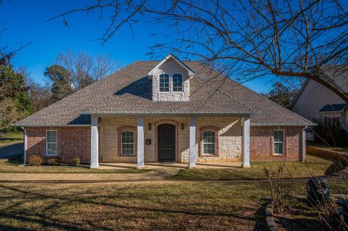 1223 Pine St, Kilgore, TX, 75662-3374 | Card Image