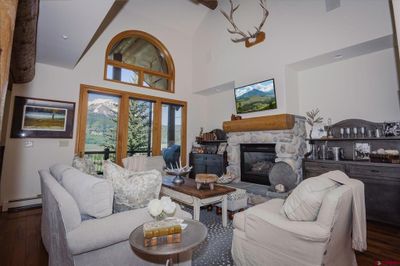 33 Links Lane, Townhouse with 4 bedrooms, 4 bathrooms and null parking in Crested Butte CO | Image 3