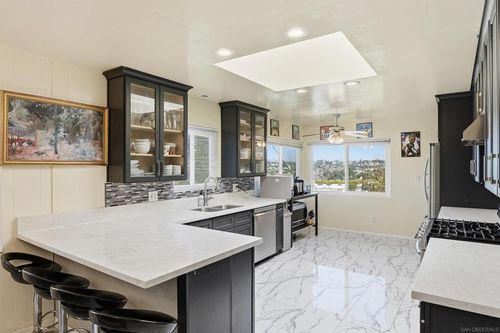 4040 Yale Ave, La Mesa, CA, 91941-7716 | Card Image