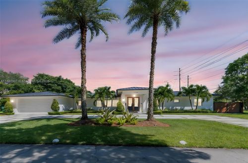 7505 Sw 141st St, Palmetto Bay, FL, 33158-1629 | Card Image