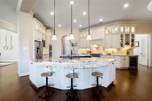 1312 Tamina Pass Ln, Friendswood, TX, 77546-2040 | Card Image