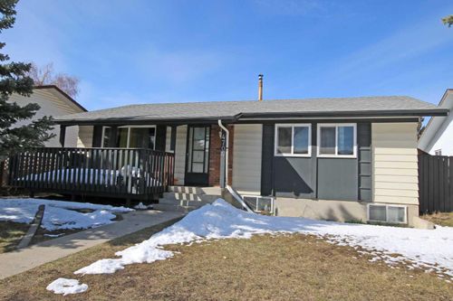 4704 31 Ave Ne, Calgary, AB, T1Y1G9 | Card Image