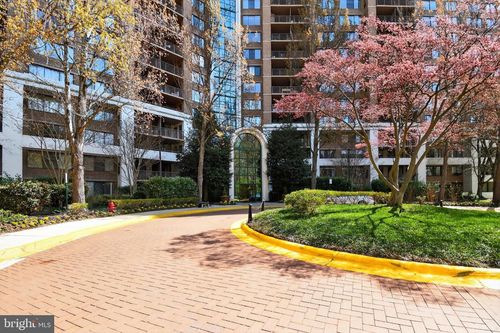 apt-701-10101 Grosvenor Pl, ROCKVILLE, MD, 20852-4673 | Card Image