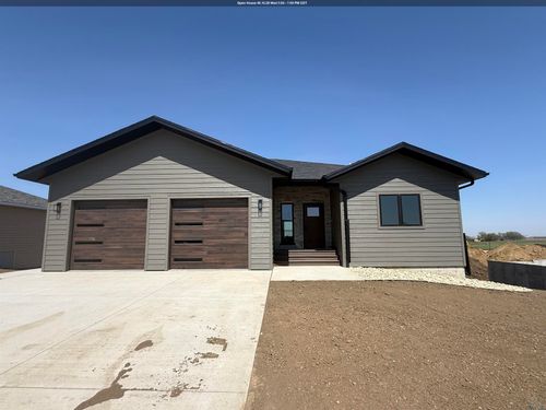 1026 15th St Cir Ne, Sioux Center, IA, 51250-4312 | Card Image