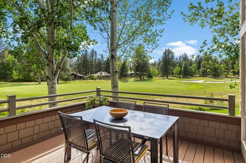 19551 Painted Ridge Loop, Bend, OR, 97702-9102 | Card Image