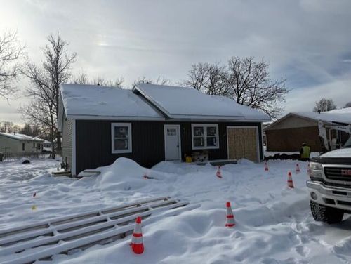 973 Ducey Ave, Muskegon, MI, 49442-2147 | Card Image