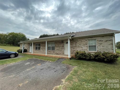 5194 Leigh Ln, Hickory, NC, 28602-8203 | Card Image