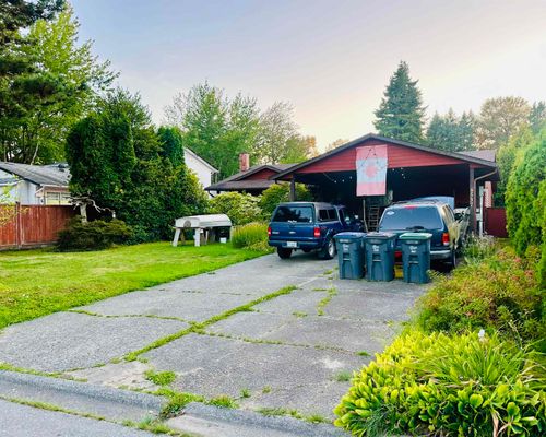 8537 144a Street, Surrey, BC, V3S5T7 | Card Image