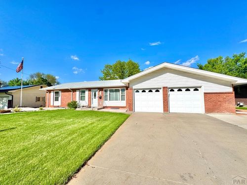 107 Fordham Cir, Pueblo, CO, 81005-1647 | Card Image