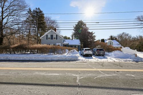 227 E Main St, Middleboro, MA, 02346-2501 | Card Image