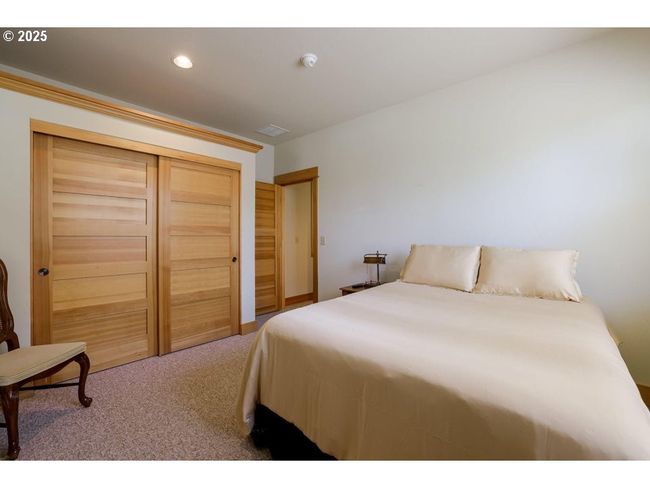 11164 Desert Sky Loop, House other with 3 bedrooms, 2 bathrooms and null parking in Redmond OR | Image 20