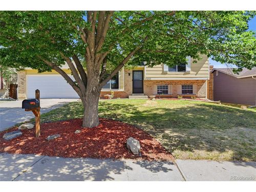 17855 E Kansas Pl, Aurora, CO, 80017-4302 | Card Image