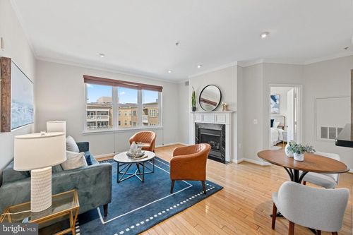 407-2001 12th St Nw, WASHINGTON, DC, 20009-4674 | Card Image