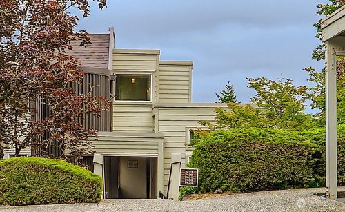 325-7435 Old Redmond Rd, Redmond, WA, 98052-4273 | Card Image