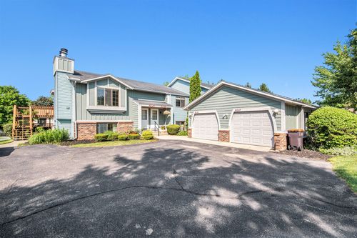 5049 Stauffer Ave Se, Kentwood, MI, 49508-5149 | Card Image