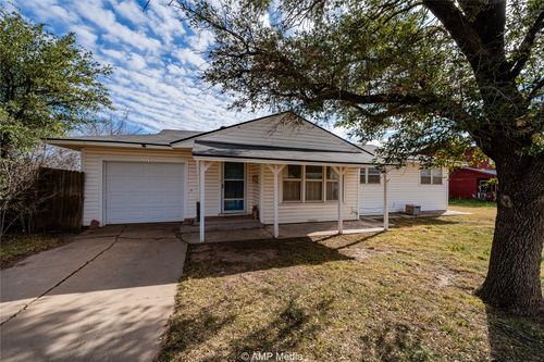 2025 Avenue N, Anson, TX, 79501-6927 | Card Image