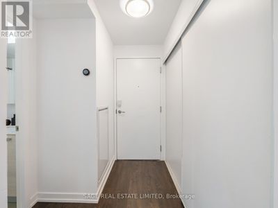 301 - 1205 Queen St W, Condo with 2 bedrooms, 1 bathrooms and null parking in Toronto ON | Image 3