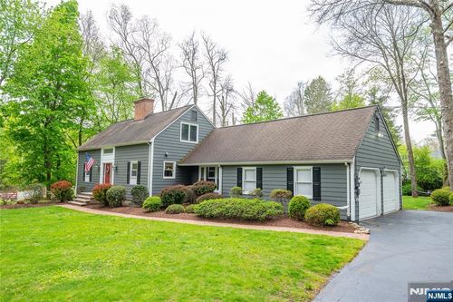 1 West Rd, Boonton Township, NJ, 07005-9419 | Card Image