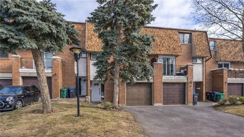 11-1051 Cedarglen Gate, Mississauga, ON, L5C3A7 | Card Image