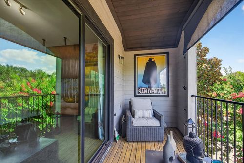 1706 Elgin St, Houston, TX, 77004-3018 | Card Image