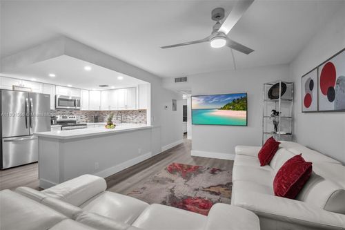 3039-3039 Hythe C, Boca Raton, FL, 33434-4608 | Card Image