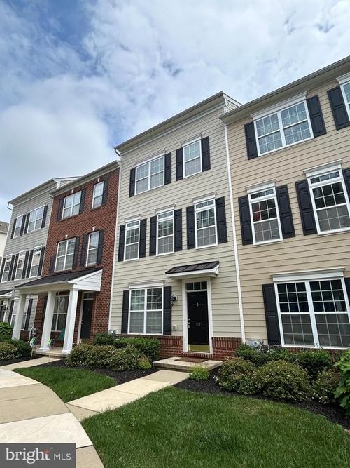 1379 Parish Ave, CLAYMONT, DE, 19703-3334 | Card Image