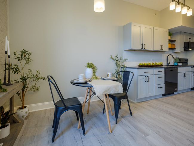 2C - 201 E Michigan Ave, Condo with 2 bedrooms, 1 bathrooms and null parking in Paw Paw MI | Image 6