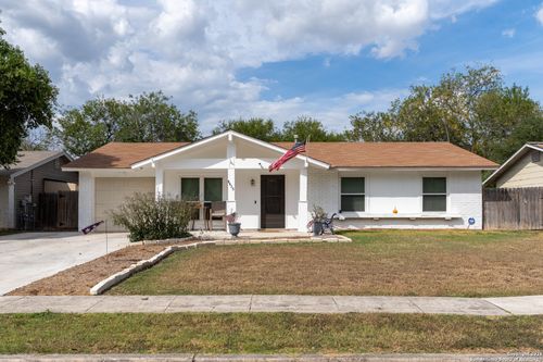 6635 Spring Hollow Dr, San Antonio, TX, 78249-2710 | Card Image