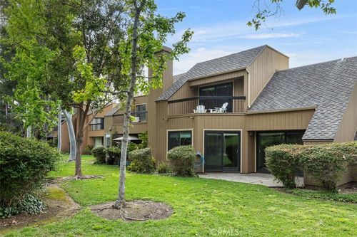 1-1 Moss Gln, Irvine, CA, 92603-3418 | Card Image