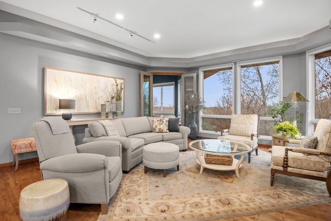 33 Summit Vw, Townhouse with 3 bedrooms, 3 bathrooms and null parking in North Oaks MN | Image 9