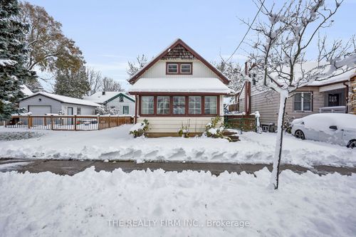 64 Mackay Ave, London, ON, N6J2V5 | Card Image