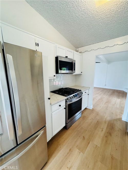 561 Jocelyn Dr, La Habra, CA, 90631-4750 | Card Image