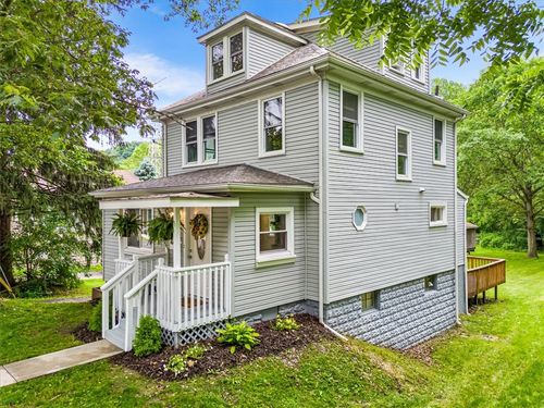 537 Ambridge Ave, Ambridge, PA, 15003-1210 | Card Image