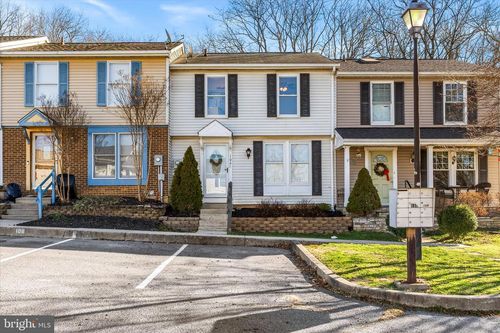 104 Valley View Ct, Boonsboro, MD, 21713-1323 | Card Image