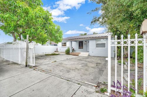a-3010 Nw 95th Ter, Miami, FL, 33147-2332 | Card Image