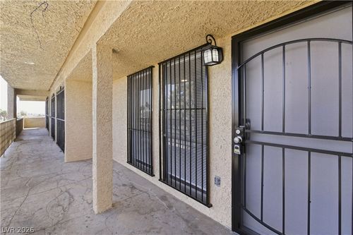 28-2221 W Bonanza Rd, Las Vegas, NV, 89106-4719 | Card Image
