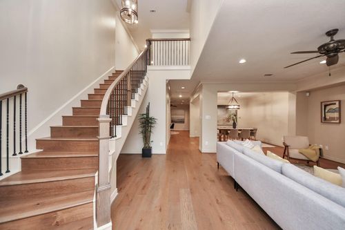 13618 Teal Bluff Ln, Houston, TX, 77077-1307 | Card Image