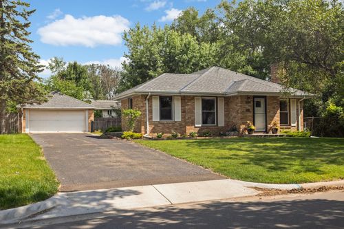 9100 Club Rd, Saint Louis Park, MN, 55426-2323 | Card Image