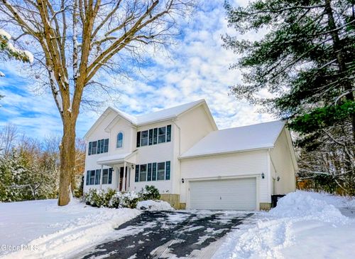 19 Christopher Way, Halfmoon, NY, 12065-2671 | Card Image