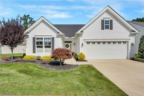 33186 Brookcrest Place, Avon Lake, OH, 44012 | Card Image